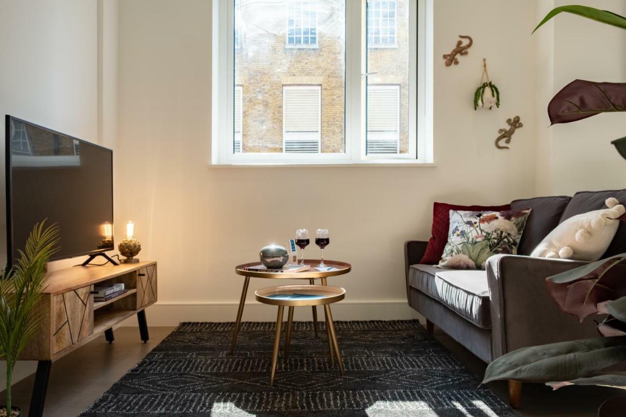 Sweet Inn - Mile End Лондон Экстерьер фото